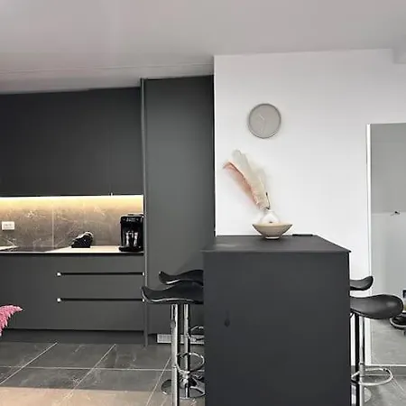 Lumi 2 Apartment *